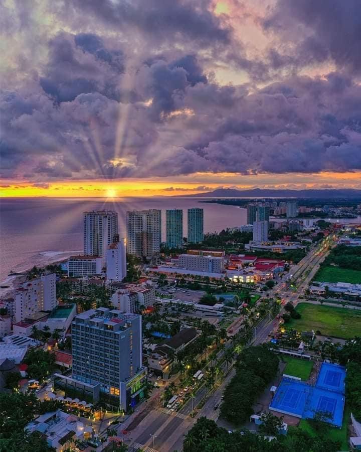 Sunscape Residence Tower Puerto Vallarta Bagian luar foto